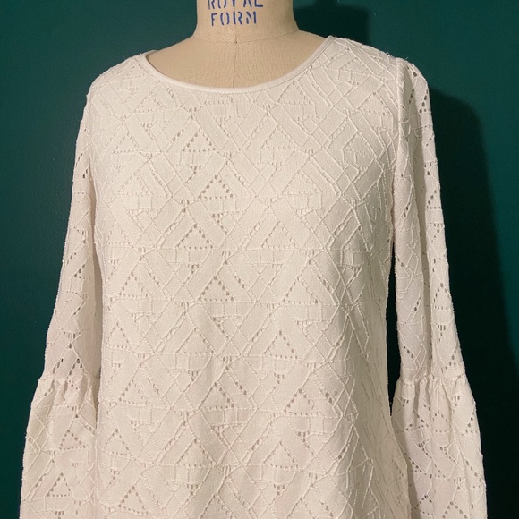 White long bell sleeved blouse - Picture 1 of 3